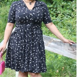 Effie’s Heart Luisa Black Dress Luminous Light Bulb Print Large